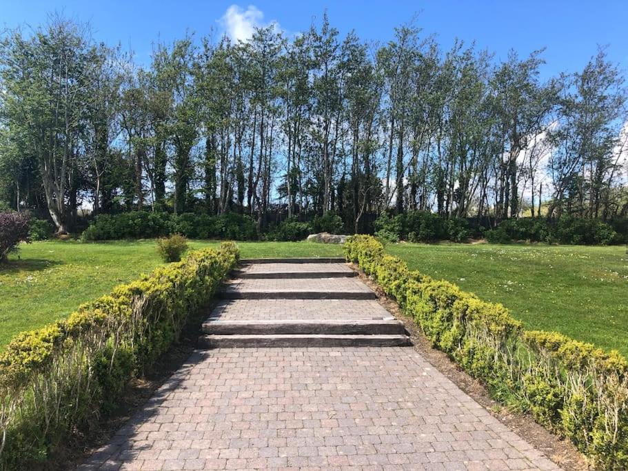 Townhouse Clifden: Located In The Heart Of Connemara Βίλα Εξωτερικό φωτογραφία