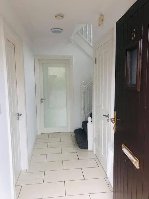 Townhouse Clifden: Located In The Heart Of Connemara Βίλα Εξωτερικό φωτογραφία